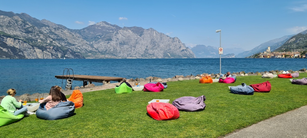 Bunte Sitzs�cke � das kennen wir vom TC Dornbirn