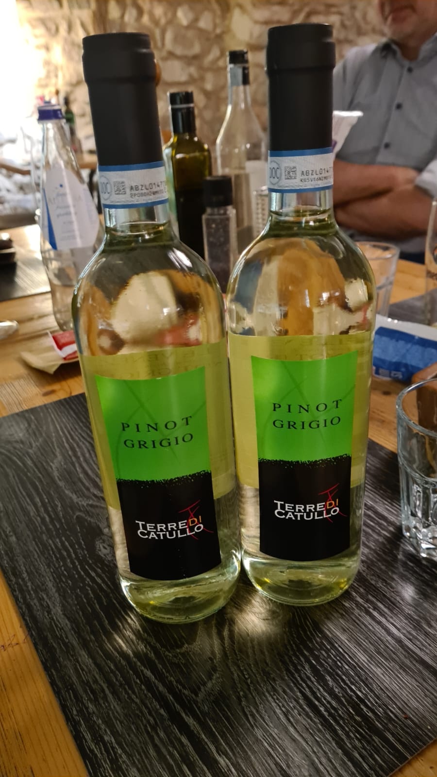 Weinflaschen als Geschenk f�r gute G�ste