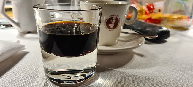 Der kr�nende Abschluss im Rosso Vivo