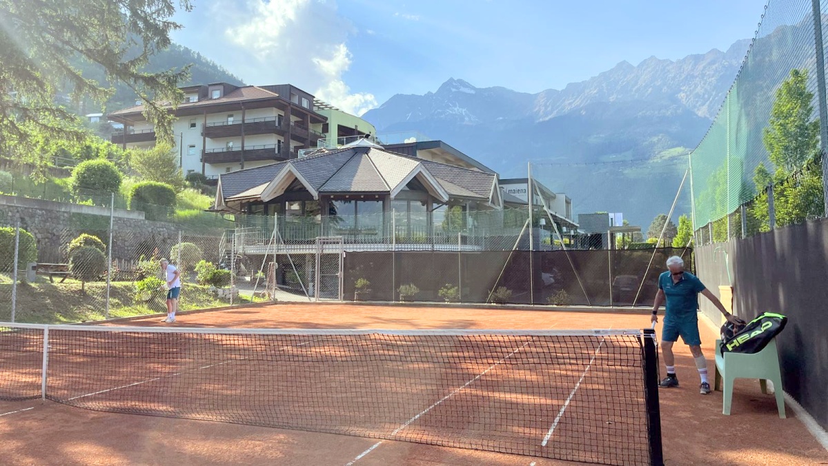 Sch�ne Tennispl�tze im Trainigscamp des TCD in Marling 2025