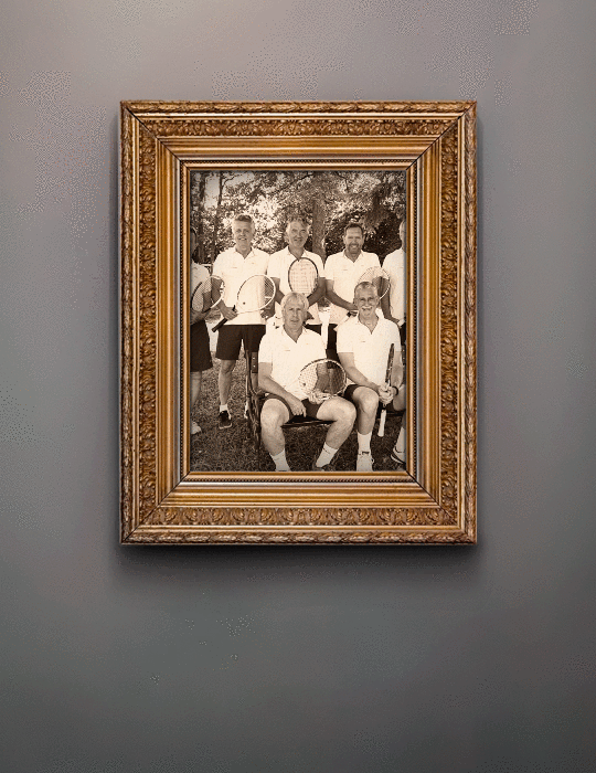 Banksy shreddert Bild der Herren 55 des TC Dornbirn